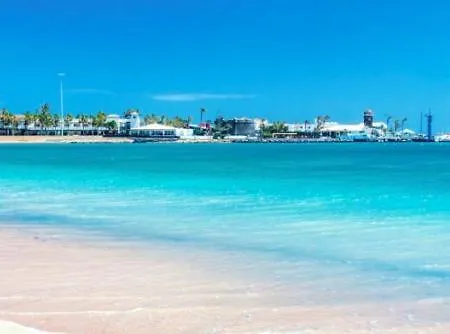 Castillo Mar 87 كاليتا ذي فوستي